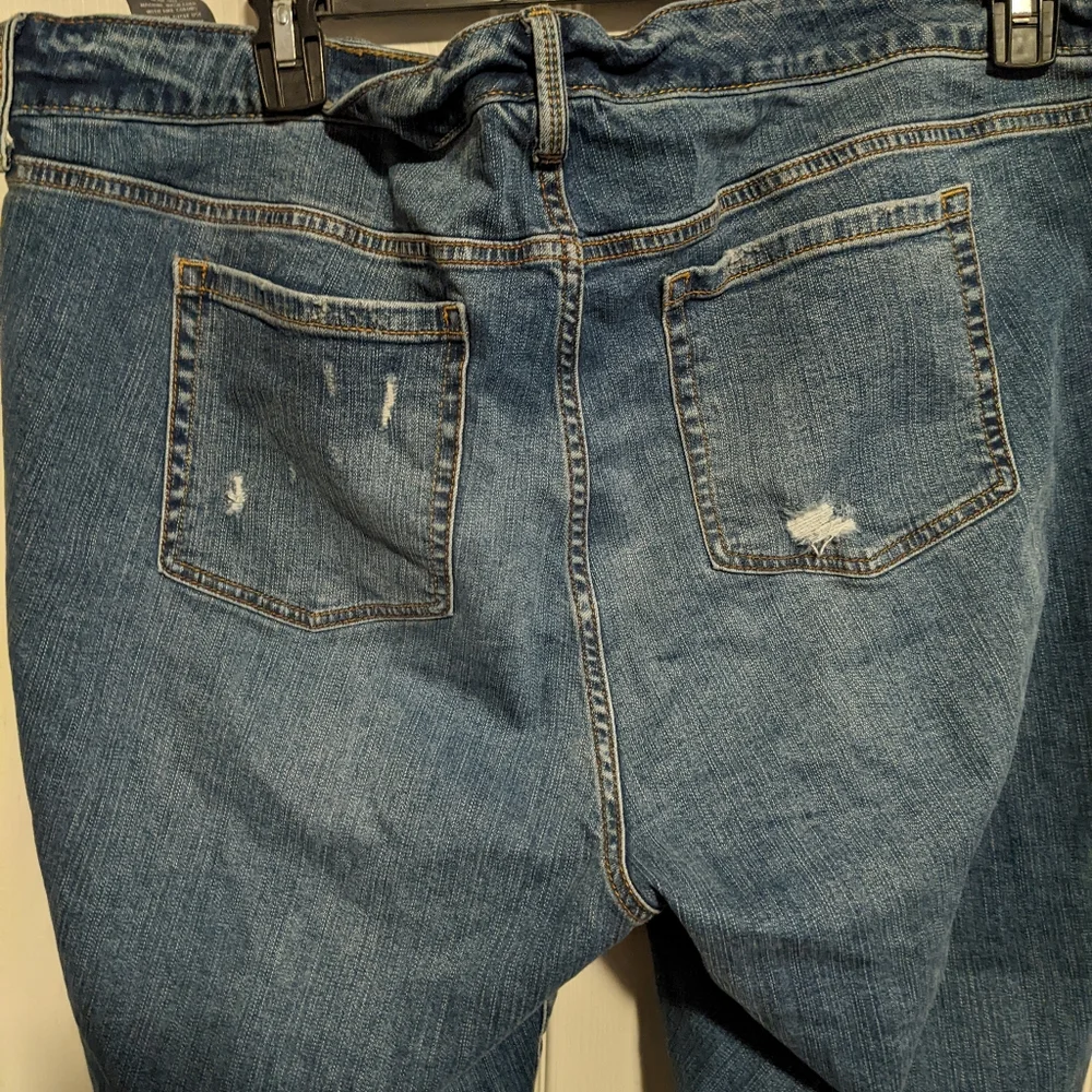 TORRID Boyfriend Straight Leg Stretch Jeans, Distressed - Picture 10 of 16